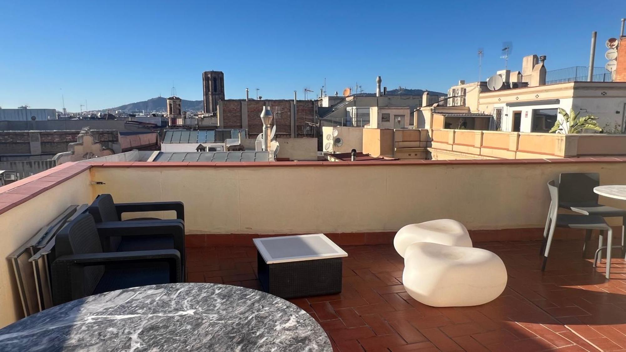Apartment With Terrace *