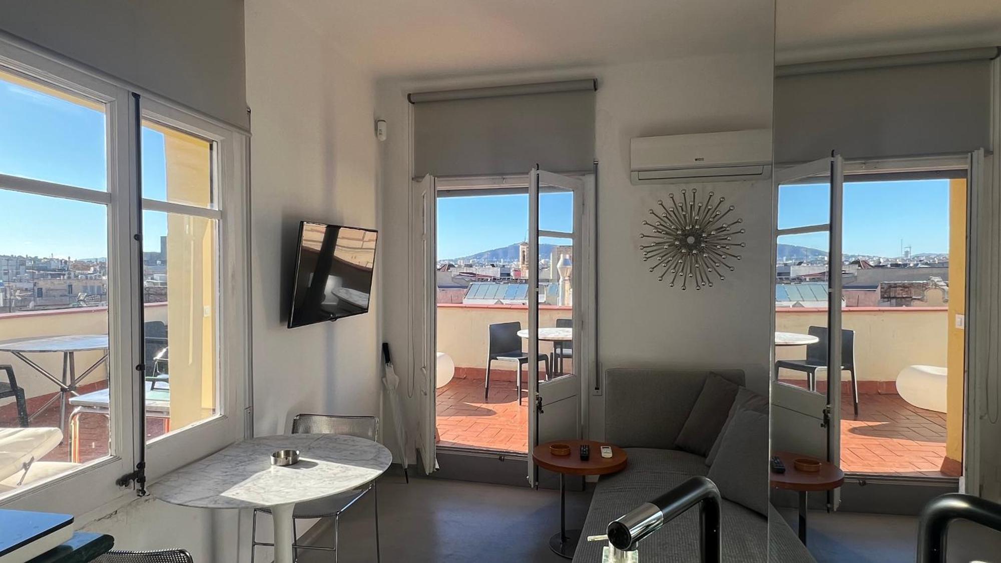 With Terrace Appartement