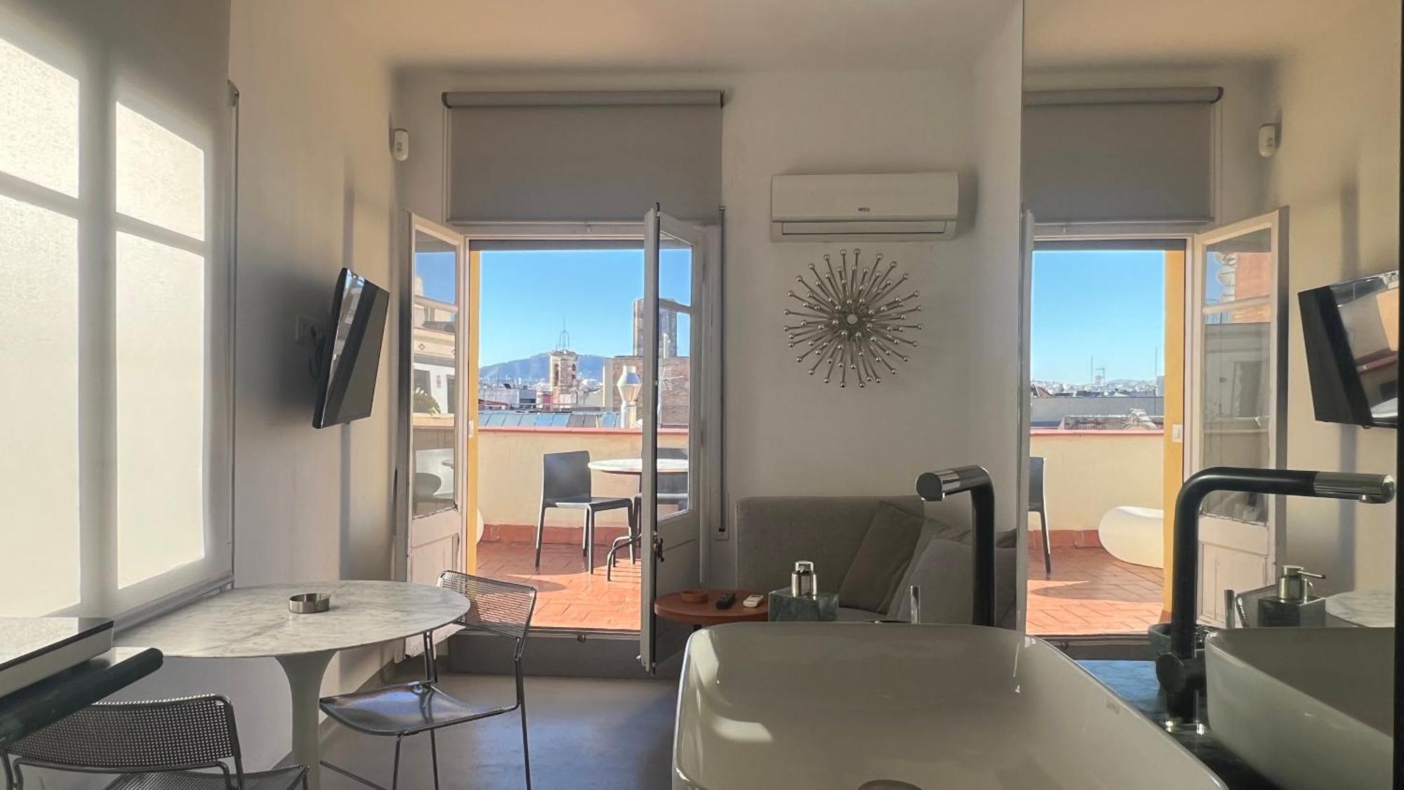 With Terrace Appartement